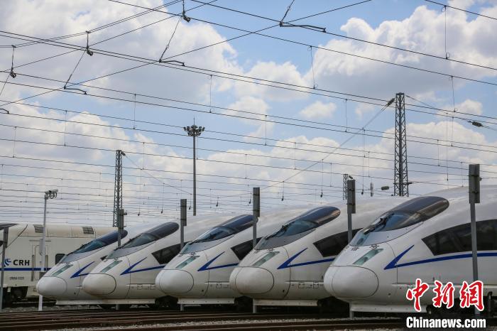 哈鐵管轄高鐵動(dòng)車組?！」F提供