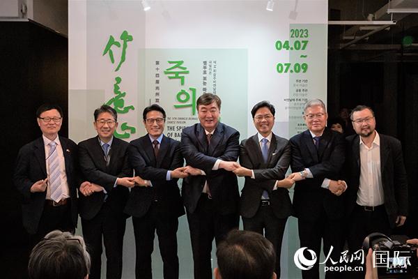 第十四屆光州雙年展中國館開幕式7日在韓國光州隱巖美術(shù)館舉行。人民網(wǎng)記者 馬菲攝