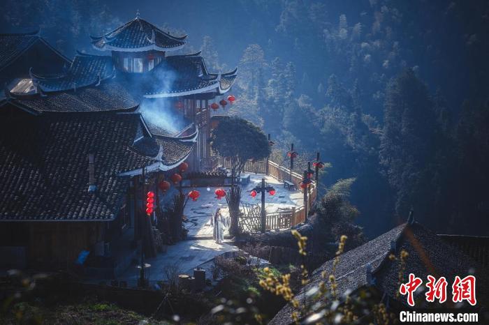 藏于溆浦雁鵝界的古村落?！∷巫娲?攝