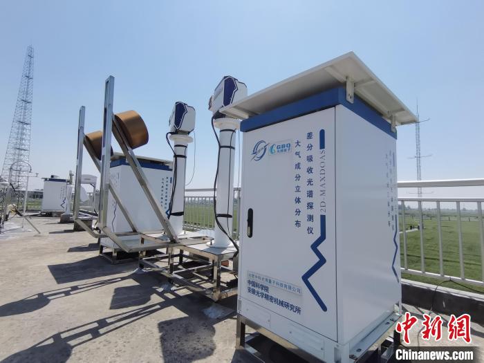 壽縣國(guó)家氣候觀象臺(tái)內(nèi)各種觀測(cè)設(shè)備?！侨?攝