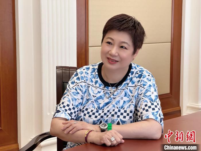 專訪榮毅仁侄女榮智豐：不想為“榮”字丟臉，要做最好