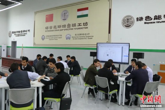 2023年4月，位于杜尚別的塔吉克斯坦魯班工坊課堂。張碩 攝