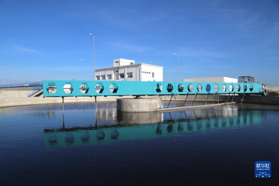 這是11月28日在突尼斯蘇塞市拍攝的中企承接建造的哈姆敦污水處理站一角。新華社記者 黃靈 攝