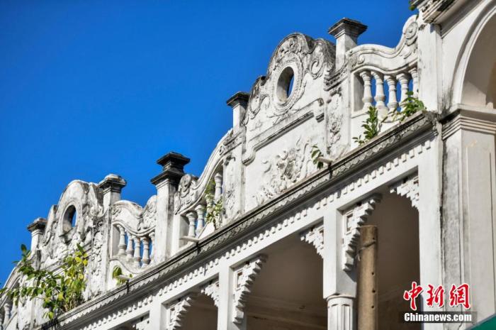 圖為文昌鋪前騎樓老街南洋風(fēng)格建筑。 <a target='_blank' href='/' _fcksavedurl='/' ><p  align=