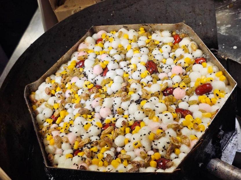 南京特色小吃梅花糕。圖片來源：臺灣“中時新聞網(wǎng)”游定剛攝