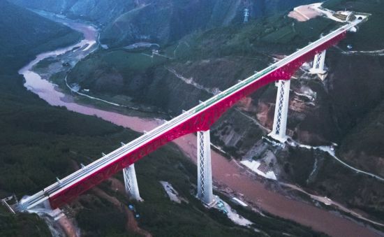 圖片來(lái)源:新華社