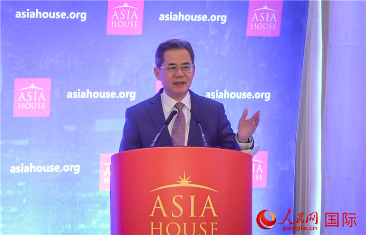 鄭澤光大使強調(diào)，中國經(jīng)濟長期向好的總趨勢不會改變。人民網(wǎng) 郭錦標攝