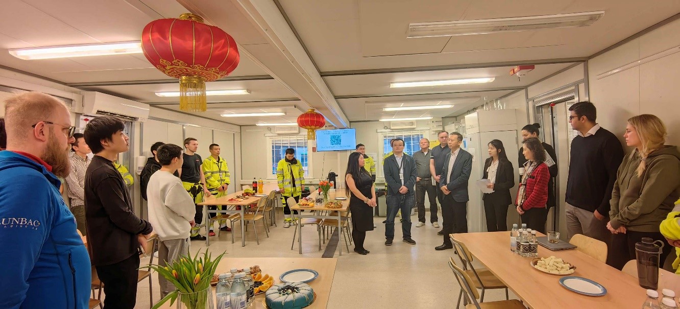 中國駐瑞典大使崔愛民走訪中鐵隧道局集團(tuán)瑞典工程公司。中國駐瑞典大使館供圖