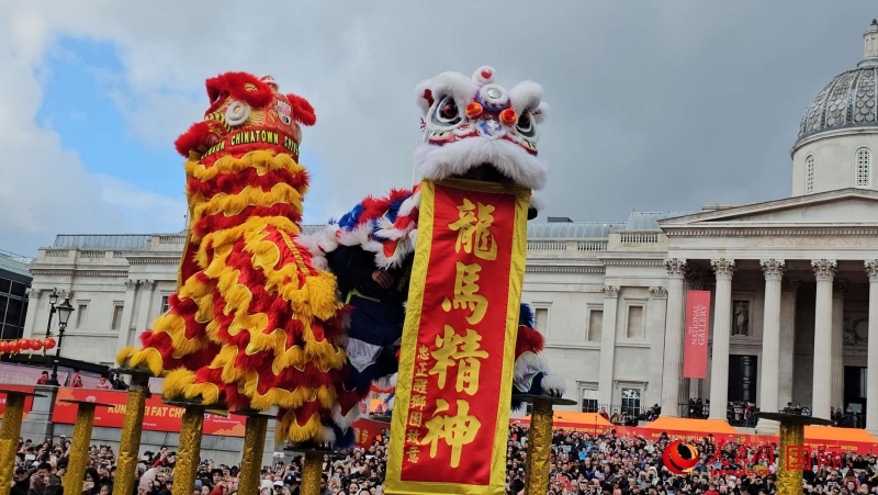 倫敦新春慶典現(xiàn)場。人民網(wǎng) 郭錦標(biāo)、楊浩鵬攝