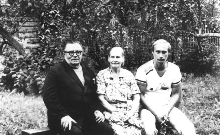 從圣彼得堡到莫斯科，普京從政大事記：下一個(gè)六年怎么走？