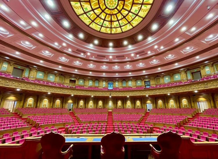 第1視點(diǎn)丨這兩座大樓，見證著中塔友誼