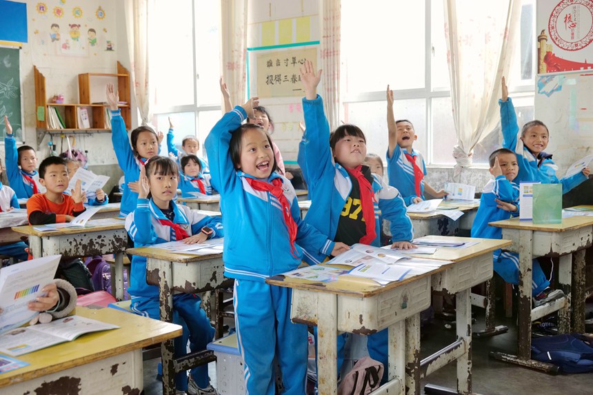 互動(dòng)問(wèn)答環(huán)節(jié)，同學(xué)們正在踴躍答題。
