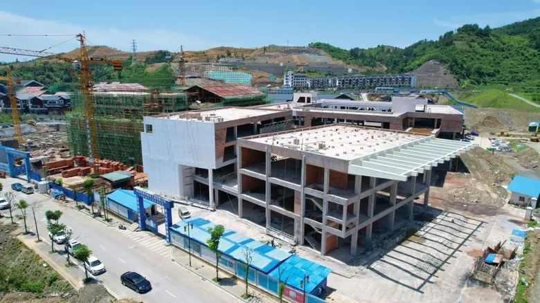 正在建設(shè)中的土家織錦文化創(chuàng)意園 全?，摂z