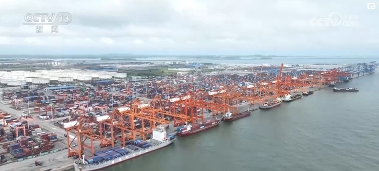 便企服務實打?qū)?為企業(yè)“出?！北ｑ{護航 經(jīng)濟發(fā)展“添”動力