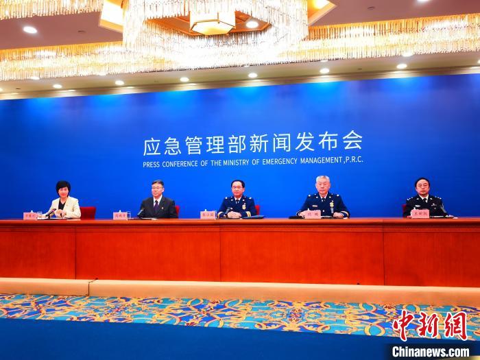 應急管理部:全國森林草原火災24小時撲滅率達到90%以上