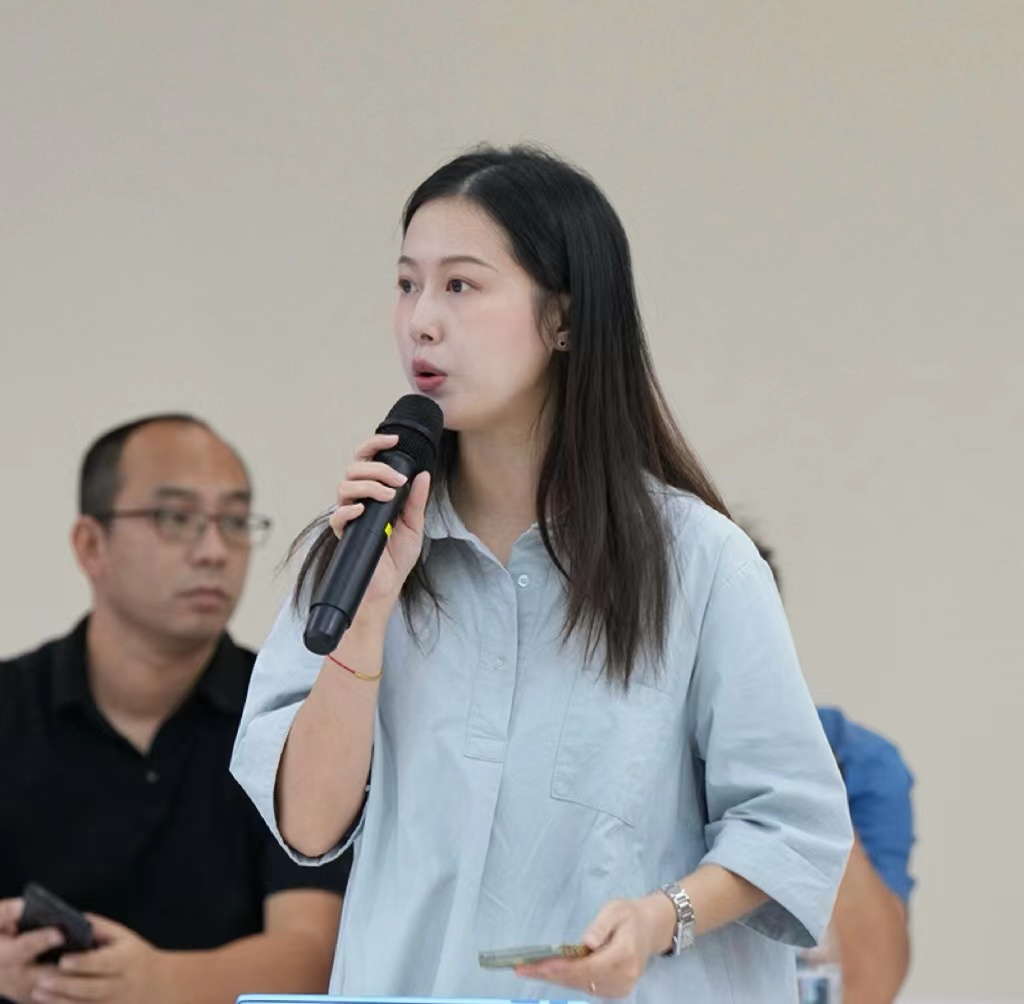 人民網(wǎng)記者提問。水利部供圖