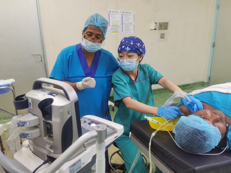 資訊有故事丨援外醫(yī)療隊員的中秋心愿:“為更多有需要的人送去健康與希望”