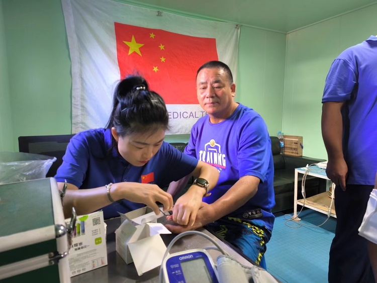 資訊有故事丨援外醫(yī)療隊員的中秋心愿:“為更多有需要的人送去健康與希望”