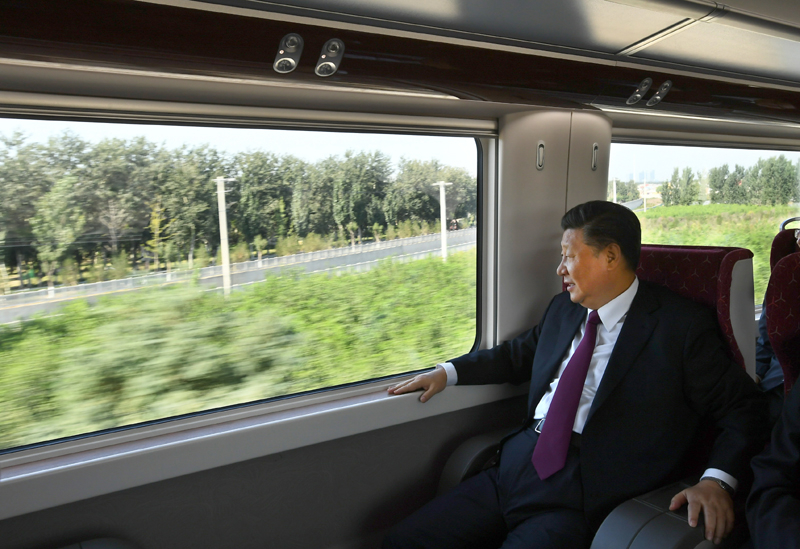 2019年9月25日，習近平總書記乘坐軌道列車前往北京大興國際機場。