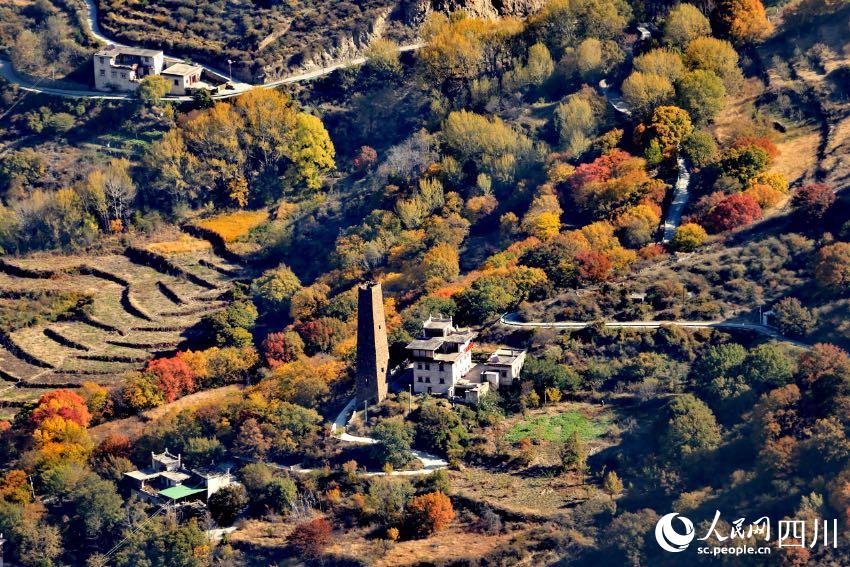 丹巴美景。李永安攝