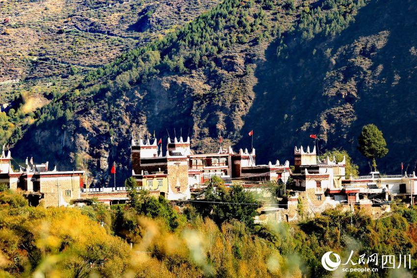 丹巴美景。李永安攝