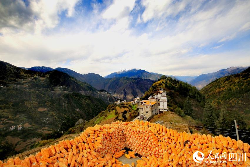 丹巴美景。李永安攝