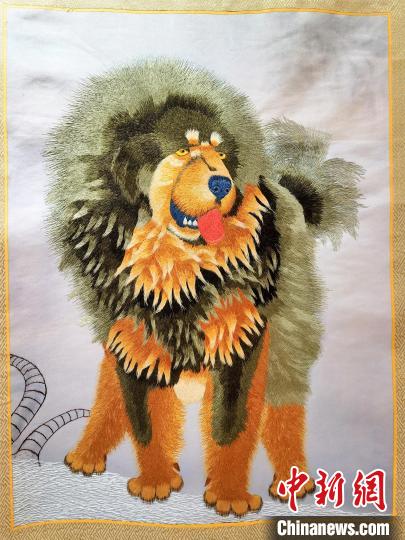 圖為藏繡作品。　祁增蓓 攝