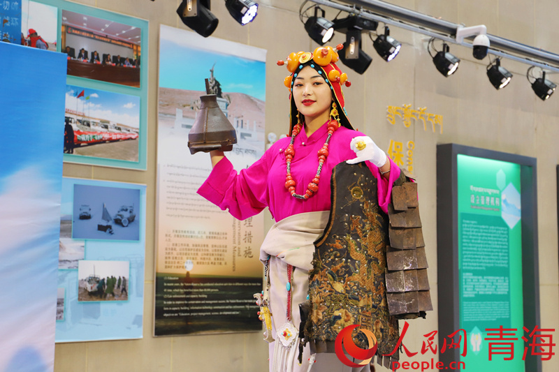 藏品展示。人民網(wǎng) 楊啟紅攝