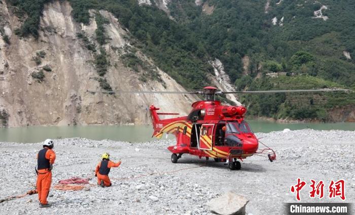 四川瀘定6.8級地震:受損的110千伏輸電線路轉(zhuǎn)入災(zāi)后重建