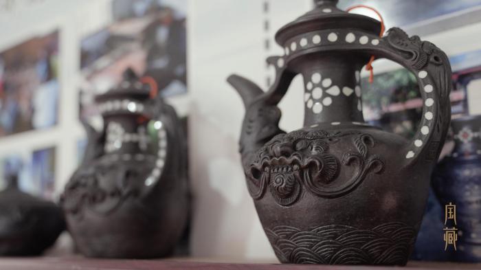 圖為尼西黑陶作品?！垍?攝