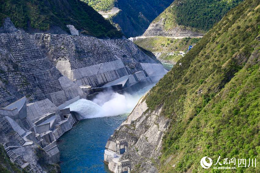 兩河口水電站。人民網(wǎng)記者 朱虹攝