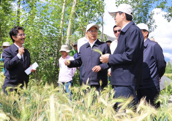 全國表彰大會上，為什么只有他沒到？