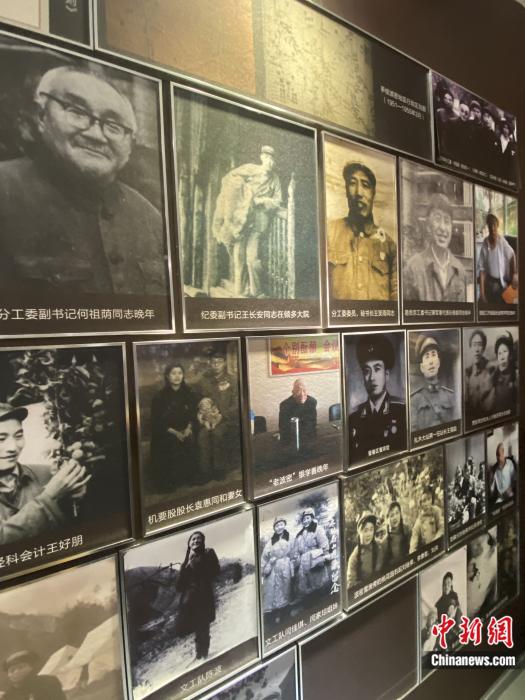 “老西藏”們。彭寧鈴 攝