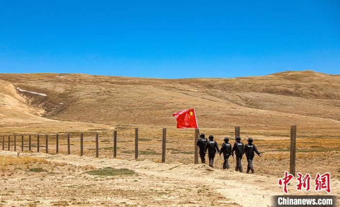 【十年@每一個奮斗的你】海拔5300米！看西藏亞熱邊境派出所的“追風(fēng)”人