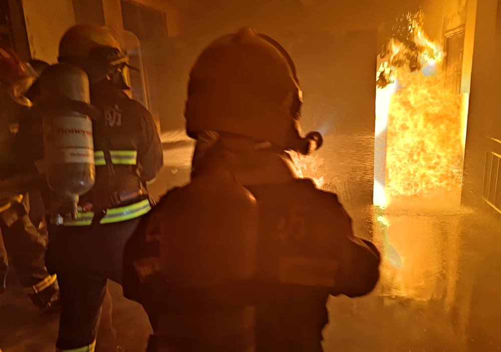 真火內(nèi)攻實(shí)操訓(xùn)練。