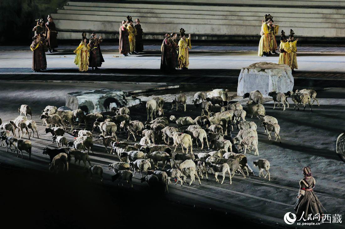 試演現(xiàn)場。人民網(wǎng)次仁羅布攝