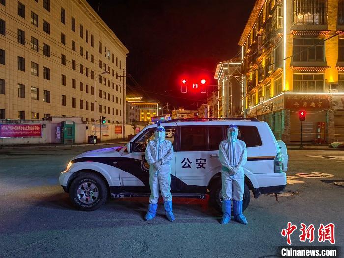 西藏吉?。菏匾坏缻徸o(hù)一座城