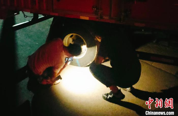 西藏一名基層干部返崗抗疫路：3600公里、歷時100小時