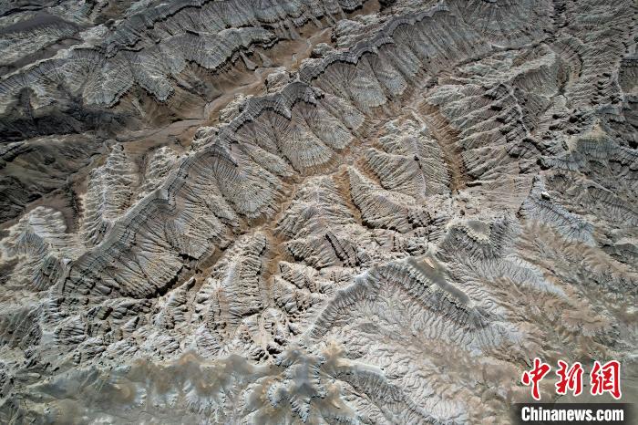 4月5日，西藏阿里札達土林。(無人機照片) 李林 攝