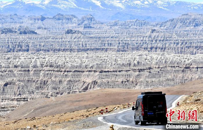 4月5日，西藏阿里札達土林。　李林 攝