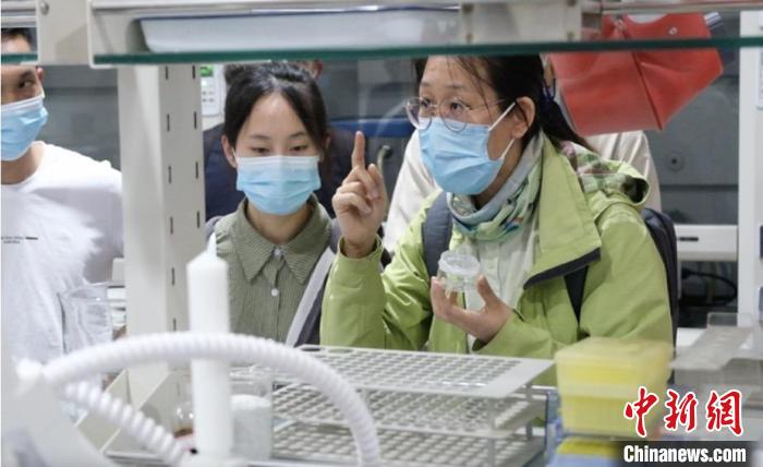 圖為西藏自治區(qū)市場監(jiān)督管理局舉辦2023年助力全區(qū)肉制品生產(chǎn)企業(yè)質(zhì)量提升專題培訓(xùn)班現(xiàn)場。　西藏自治區(qū)市場監(jiān)督管理局供圖