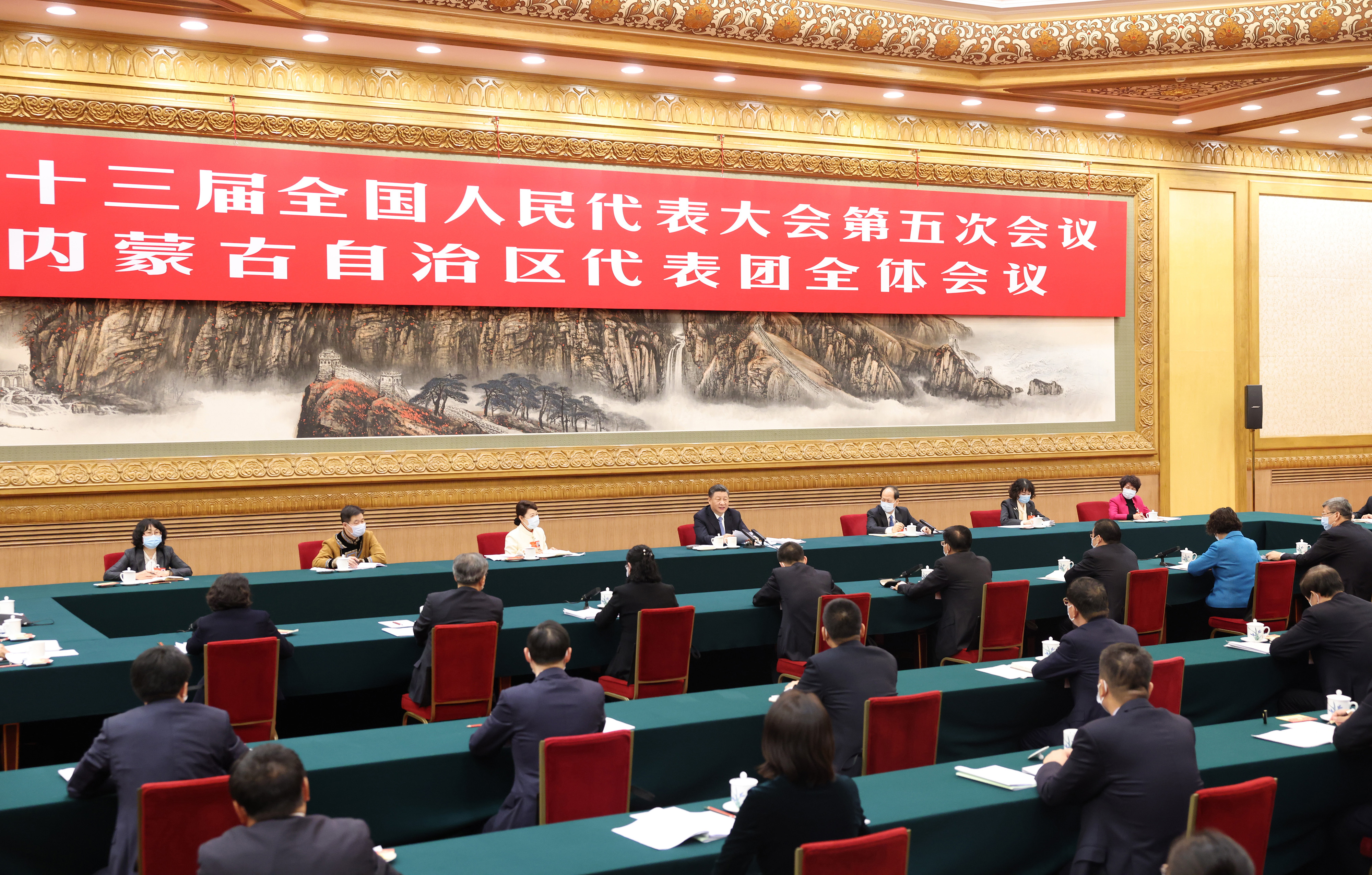 2022年3月5日，習(xí)近平總書記參加十三屆全國人大五次會議內(nèi)蒙古代表團(tuán)的審議。